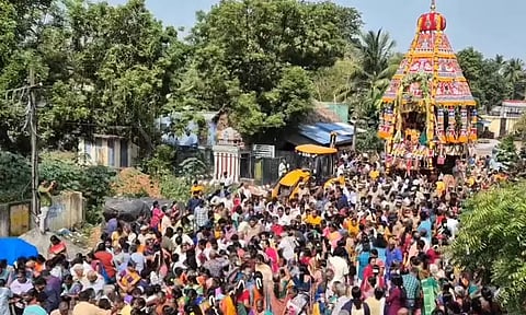 மாடம்பாக்கம் தேனுபுரீஸ்வரர் கோவிலில் பிரம்மோற்சவ தேர் திருவிழா