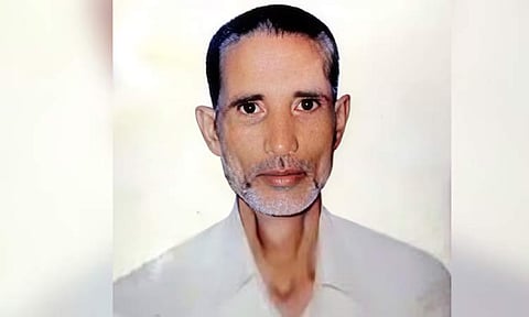 'கடவுளுக்கு தியாகம்'; கழுத்தறுத்து தற்கொலை செய்த நபர் - அதிர்ச்சி சம்பவம்