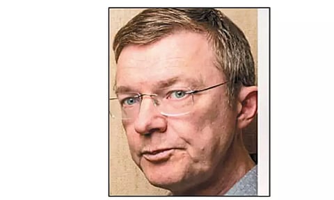 பெண் நோயாளிகளுக்கு பாலியல் தொல்லை; டாக்டருக்கு 21 ஆண்டுகள் சிறை