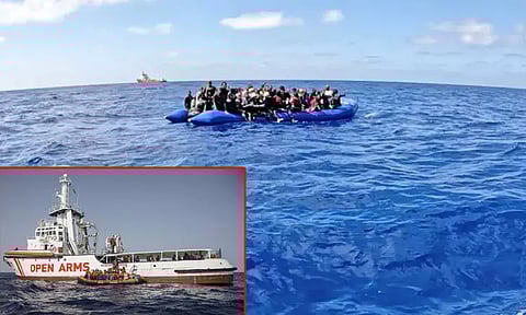 இத்தாலியில் கைவிடப்பட்ட எண்ணெய் கப்பலில் இருந்த 50 அகதிகள் கைது