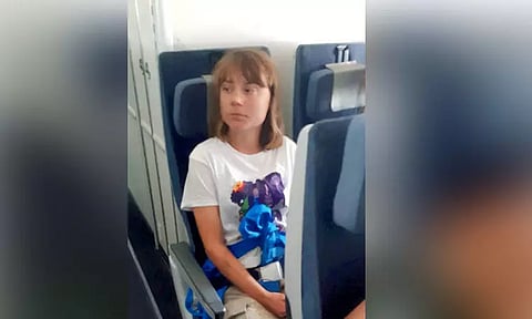 காசாவில் சிறைபிடிக்கப்பட்ட கிரெட்டா தன்பெர்க் விமானம் மூலம் தாயகத்துக்கு அனுப்பி வைப்பு