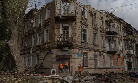 உக்ரைனில் ரஷியா மீண்டும் டிரோன் தாக்குதல் - 5 பேர் உயிரிழப்பு