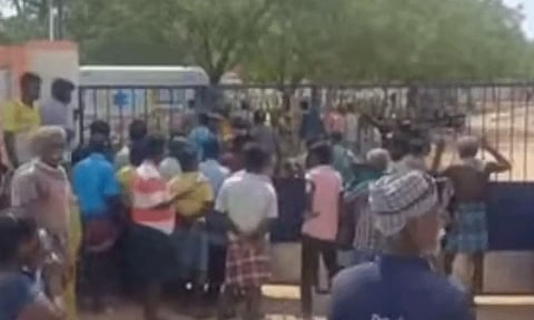 வெடி விபத்தால் இருவர் பலி.. விருதுநகர் பட்டாசு ஆலையின் உரிமம் ரத்து