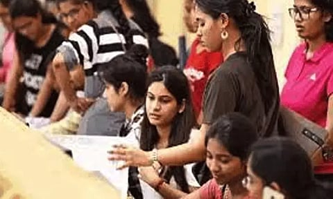 என்ஜினீயரிங் கலந்தாய்வு; மாணவர்களுக்கான ரேண்டம் எண் வெளியீடு