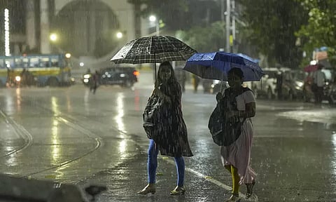 இரவு 10 மணி வரை மழைக்கு வாய்ப்புள்ள மாவட்டங்கள்