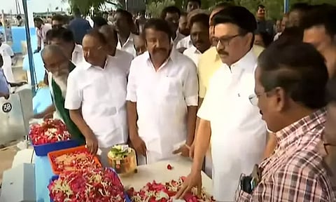 தஞ்சை கல்லணையில் இருந்து பாசனத்திற்காக காவிரி நீர் திறப்பு