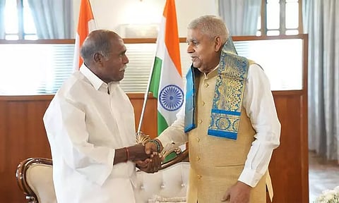 புதுச்சேரிக்கு மாநில அந்தஸ்து: துணை ஜனாதிபதியிடம் முதல்-மந்திரி ரங்கசாமி கோரிக்கை