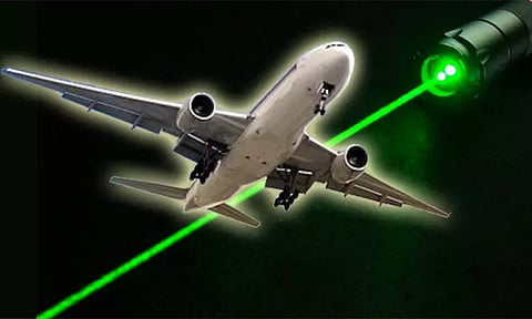 விமான நிலைய பகுதியில் லேசர் ஒளியை பயன்படுத்தாதீர்: சென்னை விமான நிலையம்
