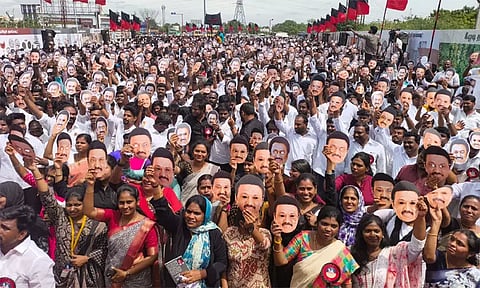 கீழடி அகழாய்வு அறிக்கை: மதுரையில் திமுக கண்டன ஆர்ப்பாட்டம்