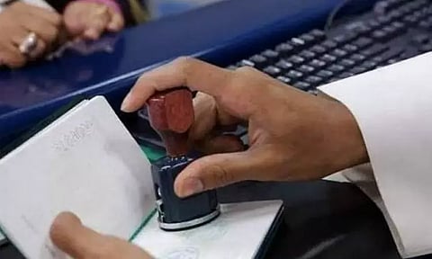 வெளிநாட்டு மாணவர்களுக்கு விசா வழங்கும் பணி.. மீண்டும் தொடங்கிய அமெரிக்கா