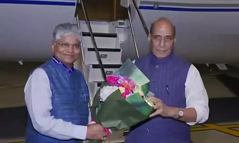 பாதுகாப்புத்துறை மந்திரி ராஜ்நாத் சிங் சீனா பயணம்