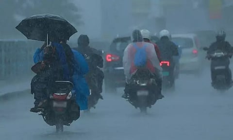 பிற்பகல் 1 மணிவரை எந்தெந்த மாவட்டங்களில் மழைக்கு வாய்ப்பு..?