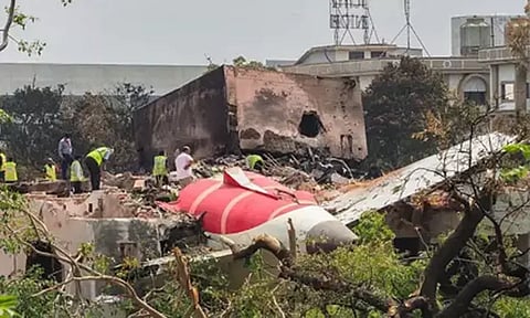 ஏர் இந்தியா விமான விபத்து; விசாரணை அதிகாரிக்கு வி.ஐ.பி. பாதுகாப்பு