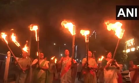 மேற்கு வங்காளம்: சட்ட கல்லூரி மாணவி பலாத்கார வழக்கு; நீதி கோரி பா.ஜ.க. மகளிரணி பேரணி