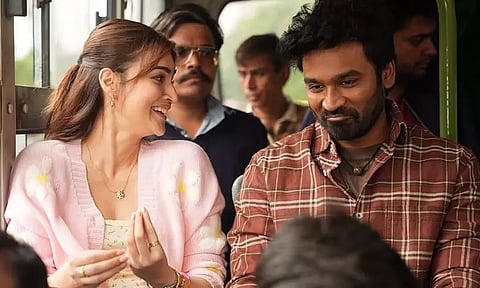 Famous Bollywood actress calls Dhanush a smart actor