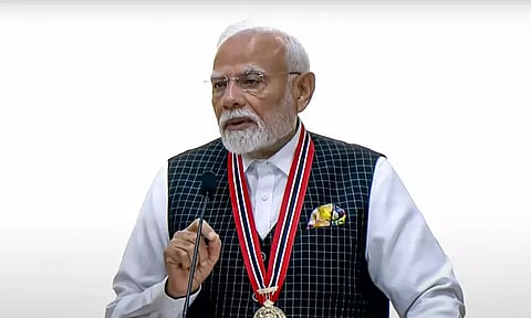 பிரதமர் மோடிக்கு டிரினிடாட் அண்டு டொபாகோ நாட்டின் உயரிய விருது வழங்கி கவுரவிப்பு