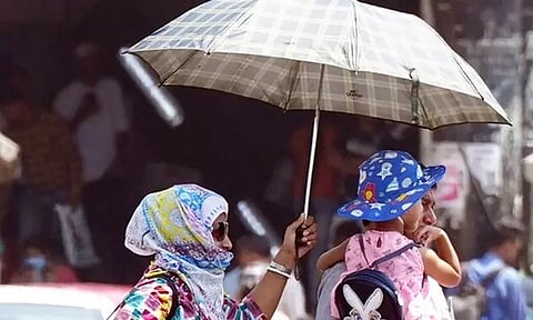 தமிழகத்தில் வெப்ப நிலை 2-3 டிகிரி செல்சியஸ் உயரும்: வானிலை மையம்