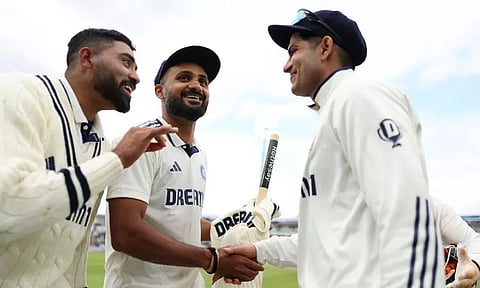 3-வது டெஸ்ட்: இந்திய அணியின் பிளேயிங் லெவனில் இந்த 2 மாற்றங்களை செய்ய வேண்டும் - கவாஸ்கர்