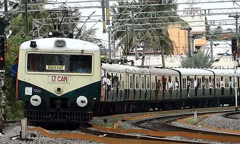 செங்கல்பட்டு-சென்னை கடற்கரை மின்சார ரெயில் சேவையில் இன்று மாற்றம்
