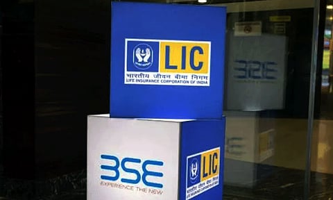 எல்.ஐ.சி. பங்குகளை விற்கிறது - மத்திய அரசு