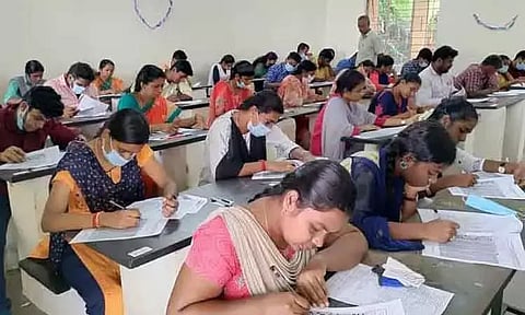 குரூப் 4 தேர்வு: தேர்வர்களுக்கு உரிய அறிவுறுத்தல்களை வழங்கிய டி.என்.பி.எஸ்.சி.