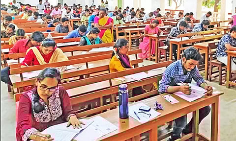 டி.என்.பி.எஸ்.சி குரூப் 4 தேர்வு கடினமாக இருந்தது: நிபுணர்கள் கருத்து