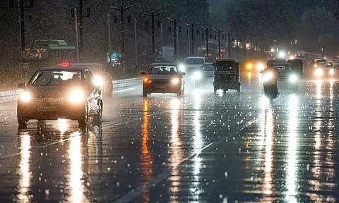 உத்தரபிரதேசத்தில் கனமழை; 14 பேர் பலி