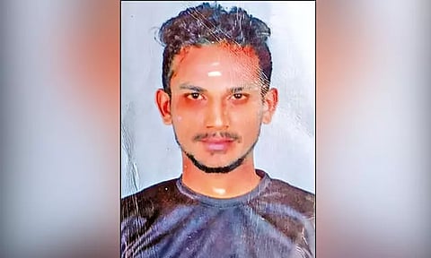 பெண்களை கேலி செய்ததை தட்டிக் கேட்ட பெயிண்டர் வெட்டிக்கொலை