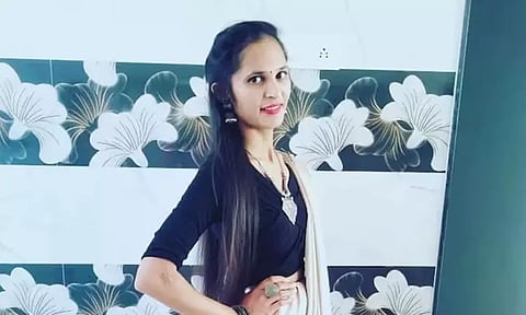 ஆன்லைன் மோசடியில் ரூ.28 லட்சத்தை இழந்த பெண் வங்கி அதிகாரி தற்கொலை - உருக்கமான கடிதம் சிக்கியது