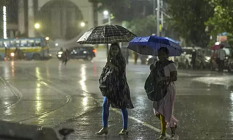 9 மாவட்டங்களில் நள்ளிரவு 1 மணி வரை மழைக்கு வாய்ப்பு