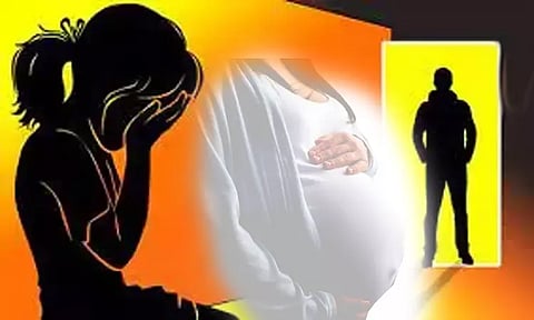 உல்லாசம் அனுபவித்து தாயாக்கினார்... வாலிபர் மீது சிறுமி புகார்... அடுத்து நடந்த பரபரப்பு