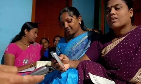 மகளிர் உரிமைத்தொகையை முறைகேடாக பெற்று மோசடியில் ஈடுபட்ட ஆண்கள்