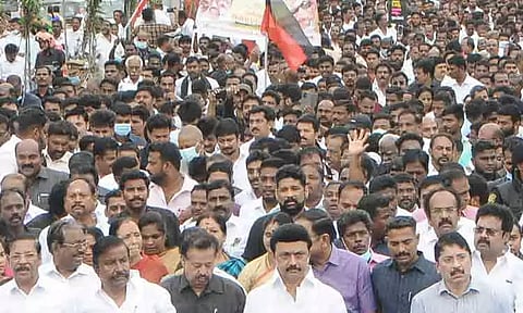 கருணாநிதி நினைவு நாள்: மு.க.ஸ்டாலின் தலைமையில் 7-ந்தேதி அமைதிப்பேரணி