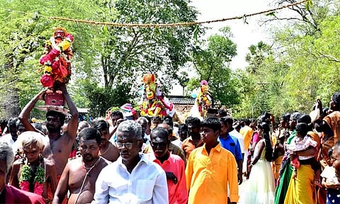 சிவகங்கை: அடைக்கலம் காத்த அய்யனார் கோவிலில் புரவி எடுப்பு திருவிழா