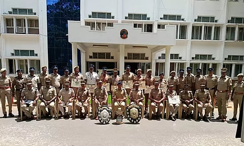 காவல்துறையினருக்கான துப்பாக்கி சுடும் போட்டி: தென்மண்டல அணி முதலிடம்- தூத்துக்குடி எஸ்பி பாராட்டு