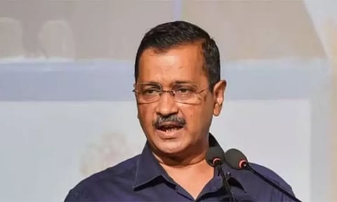 வெளிநாடு செல்வதில் சிக்கல்; கெஜ்ரிவால் பாஸ்போர்ட்டை புதுப்பிக்க கோர்ட்டு அனுமதி