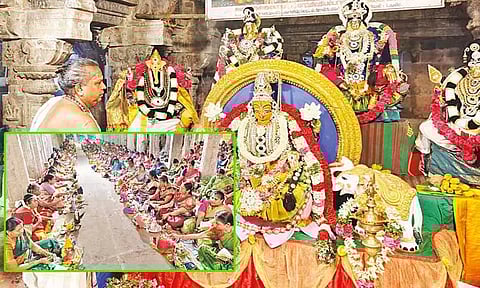 ஆடி மாத வரலட்சுமி விரதம்; நெல்லையப்பர் கோவிலில் 1,008 பெண்கள் சுமங்கலி பூஜை