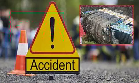 மராட்டியம்: பள்ளத்தில் லாரி கவிழ்ந்ததில் பலி எண்ணிக்கை 10 ஆக உயர்வு