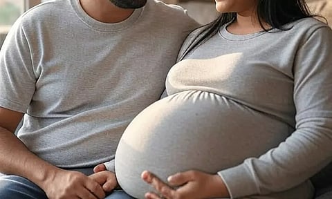 'உன் கூடவே இருக்கணும்’ கர்ப்பிணி மனைவிக்காக கணவன் எடுத்த முடிவு- நெகிழ்ச்சி சம்பவம்