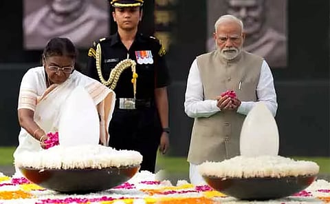 வாஜ்பாய் நினைவு தினம்: ஜனாதிபதி, பிரதமர் மரியாதை