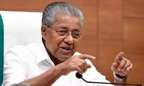 ஆர்.எஸ்.எஸ். குறித்து புகழாரம்; சுதந்திர தினத்தை பிரதமர் மோடி அவமதித்துள்ளார் - பினராயி விஜயன்