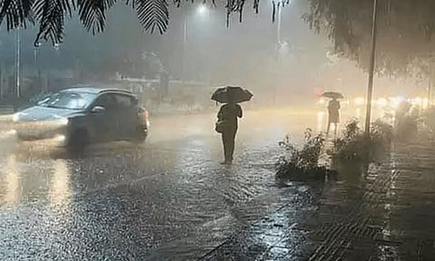 15 மாவட்டங்களில் அதிகாலை 4 மணி வரை மழைக்கு வாய்ப்பு