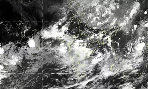 காற்றழுத்த தாழ்வுபகுதி காற்றழுத்த தாழ்வு மண்டலமாக வலுப்பெற்றது