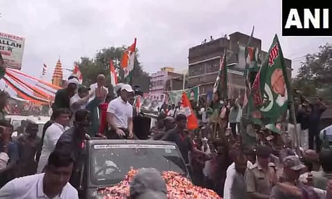 ராகுல் காந்தி வாகனத்தின் முன் தவறி விழுந்த போலீஸ் கான்ஸ்டபிள்; வைரலான வீடியோ