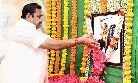 ஒண்டி வீரன் நினைவு நாள்: எடப்பாடி பழனிசாமி மரியாதை