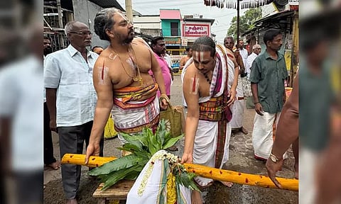 திருக்கோவிலூர் உலகளந்த பெருமாள் கோவில் திருப்பணி: ஜீயர் சாமிகள் துவக்கி வைத்தார்