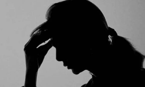 போலி சான்றிதழ்களுடன் மருத்துவ படிப்பில் சேர முயன்ற மாணவி.. அதிகாரிகள் அதிர்ச்சி