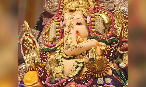 மும்பையில் சதுர்த்தி விழா: விநாயகர் சிலை ரூ.474 கோடிக்கு காப்பீடு