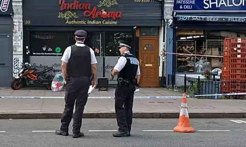 லண்டனில் இந்திய உணவகத்துக்கு தீ வைப்பு: 2 பேர் கைது