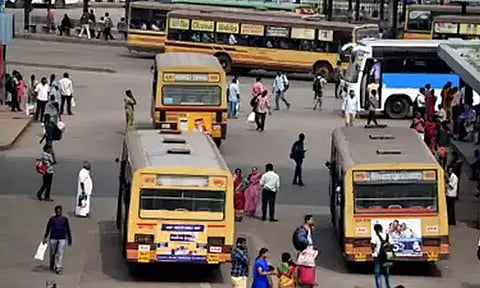 சென்னைவாசிகள் கவனத்திற்கு... பஸ்கள் புறப்படுமிடம் மாற்றம்